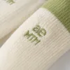 White cotton sweat-absorbing and breathable mid-calf socks for both men and women, basic and versatile Application Scenario